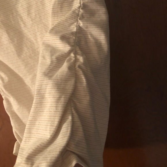 Express v-neck tunic - Picture 4 of 4